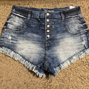 💥Brand New💥 Light NoBo Jean Shorts
